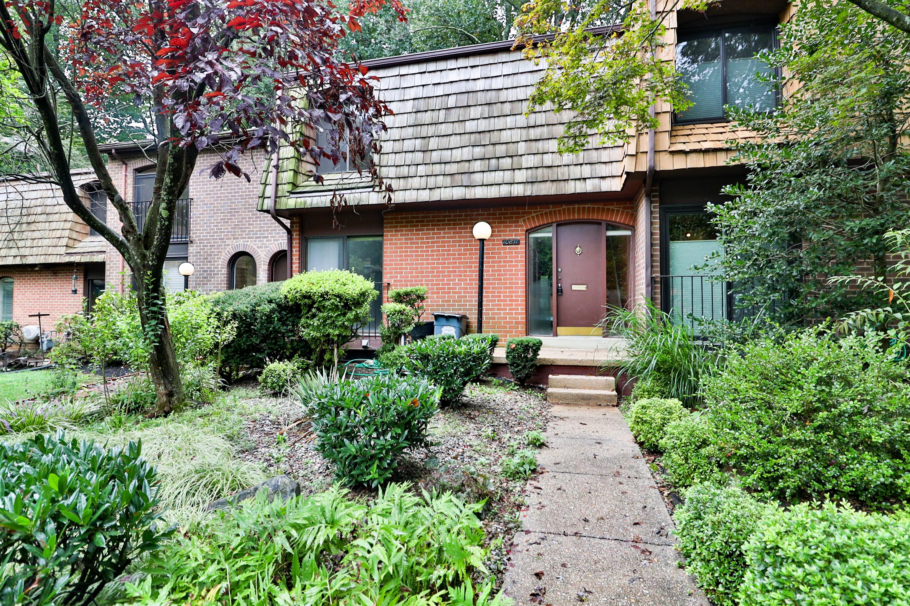 10811 Deborah Drive - 1