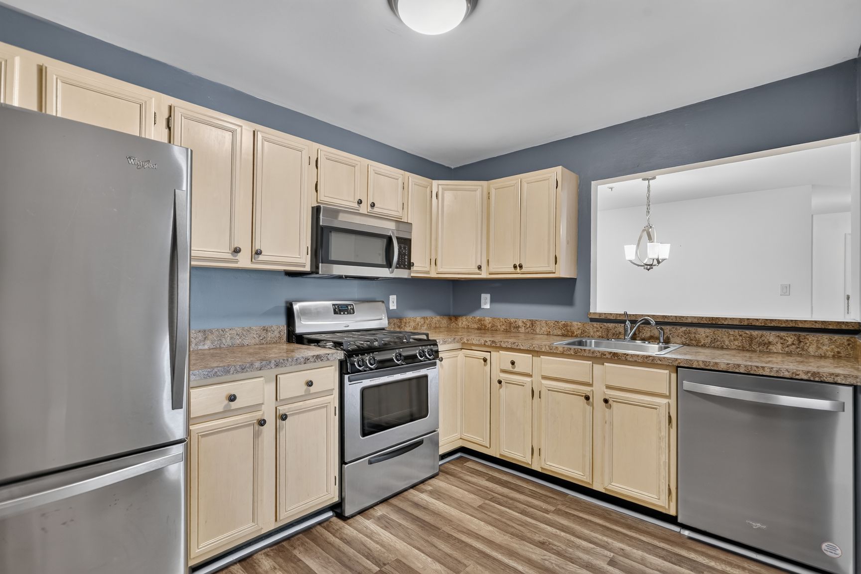 Property thumbnail image