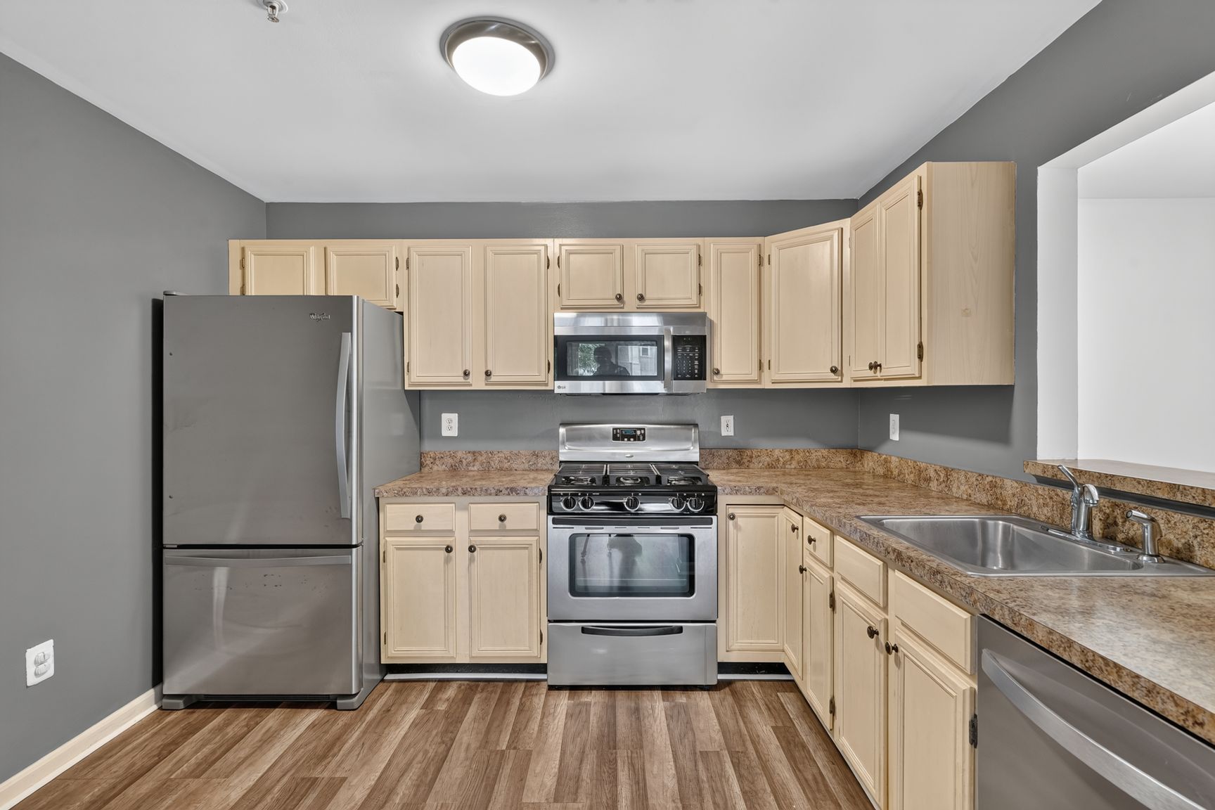 Property thumbnail image