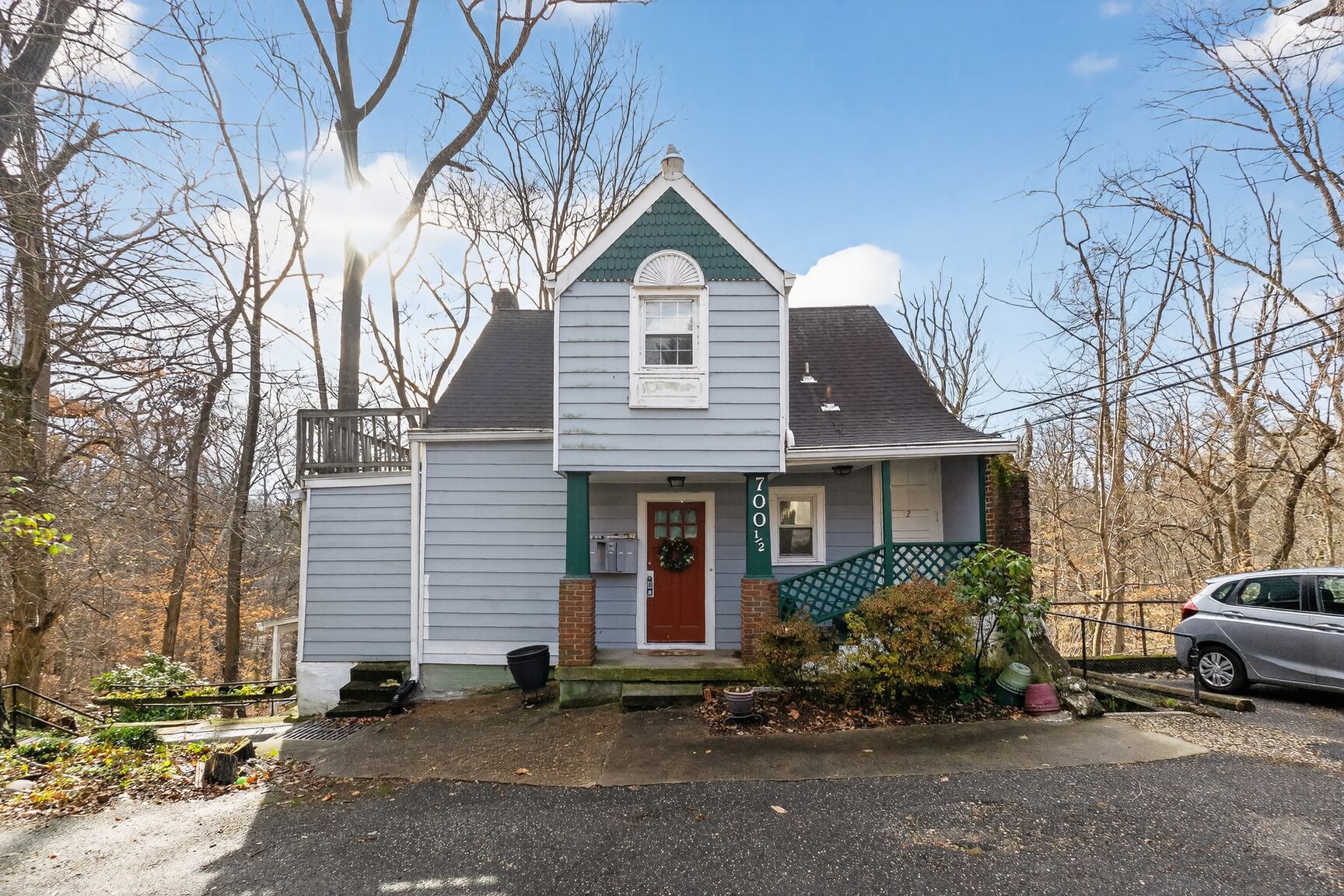 700 1/2 Chaney Drive - 1