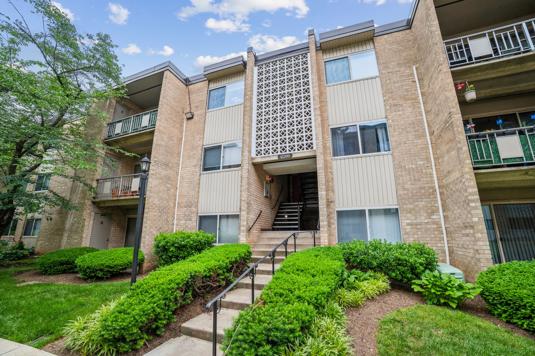 12200 Braxfield Court - 209